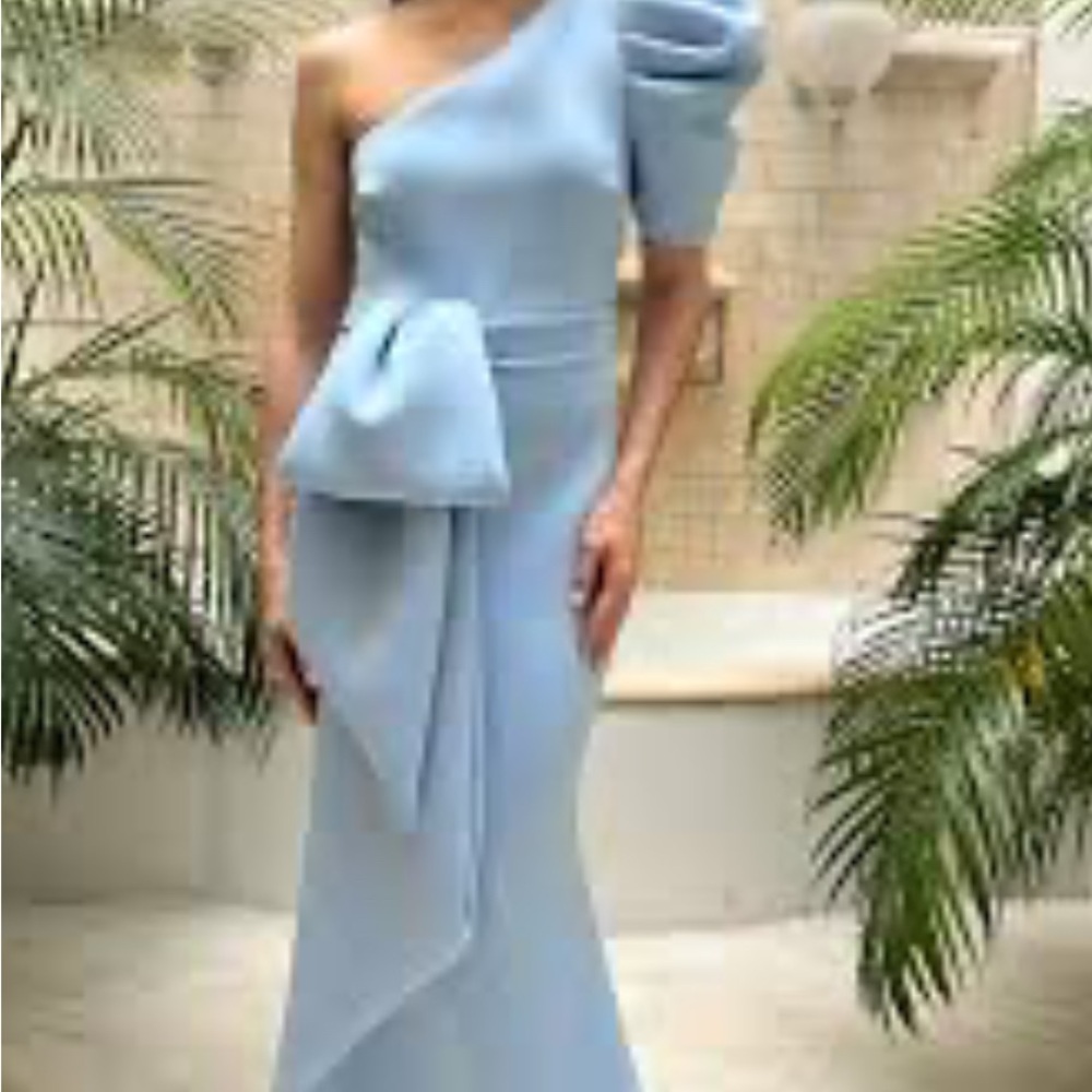 Long pastel-colored dress va va voom